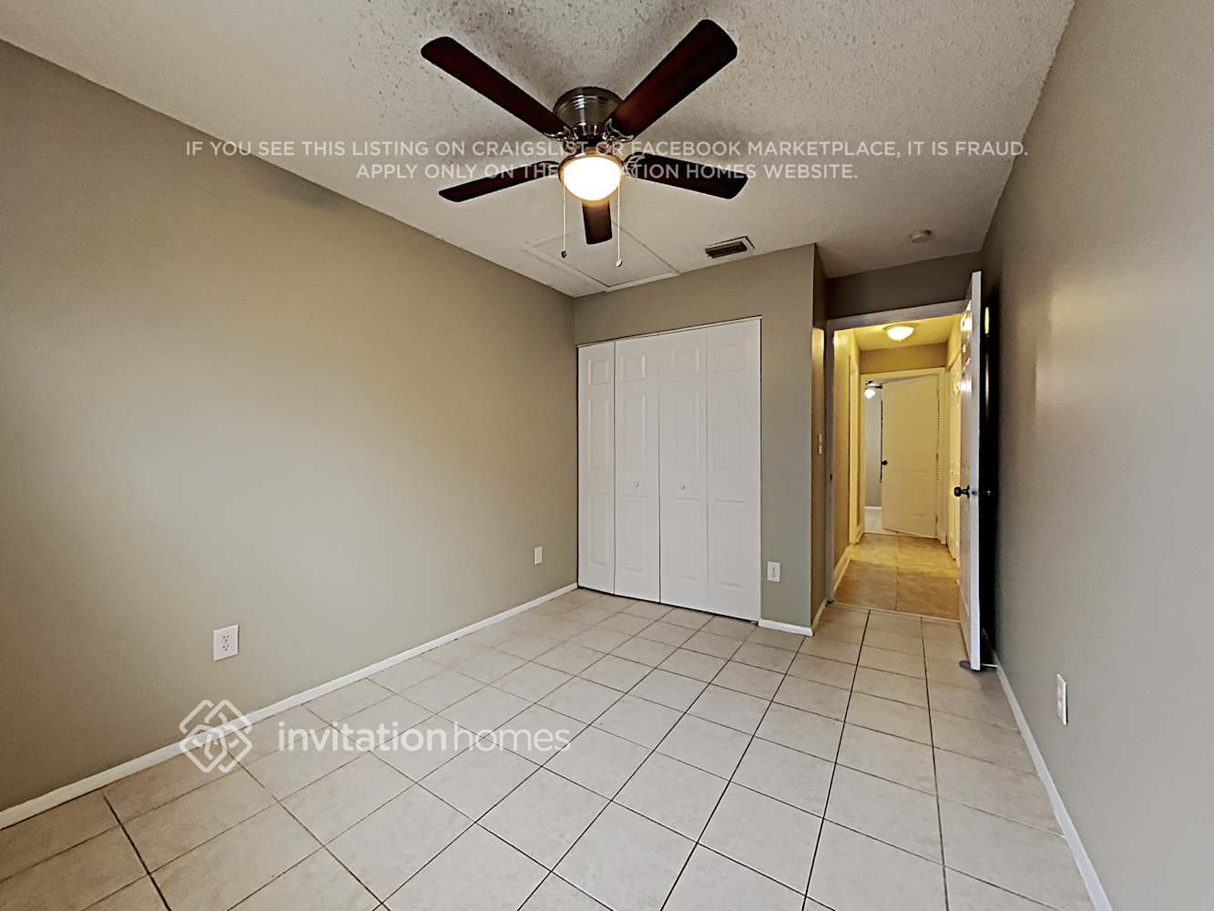 Building Photo - 10884 Grandview Ct