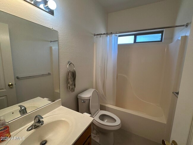 Building Photo - 17012 E Salida Dr