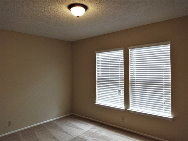 Building Photo - 7659 Chatsworth