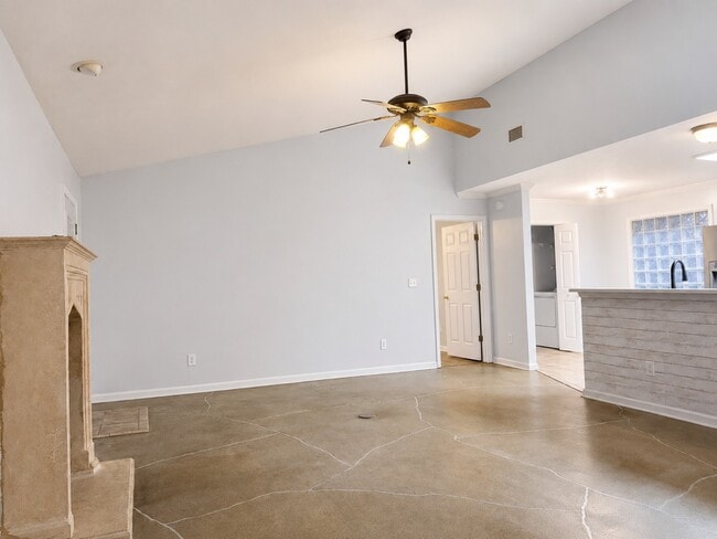 Building Photo - 1248 Westfield Ln