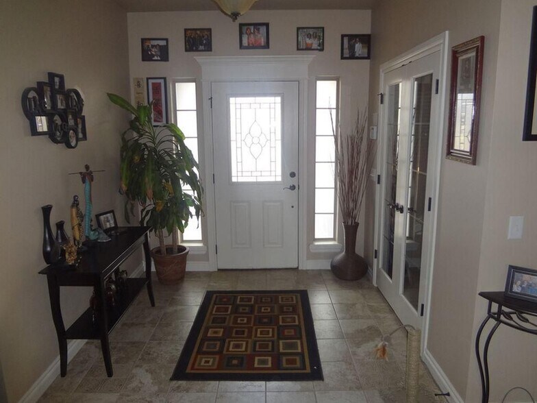 Building Photo - 1233 Red Rock Drive