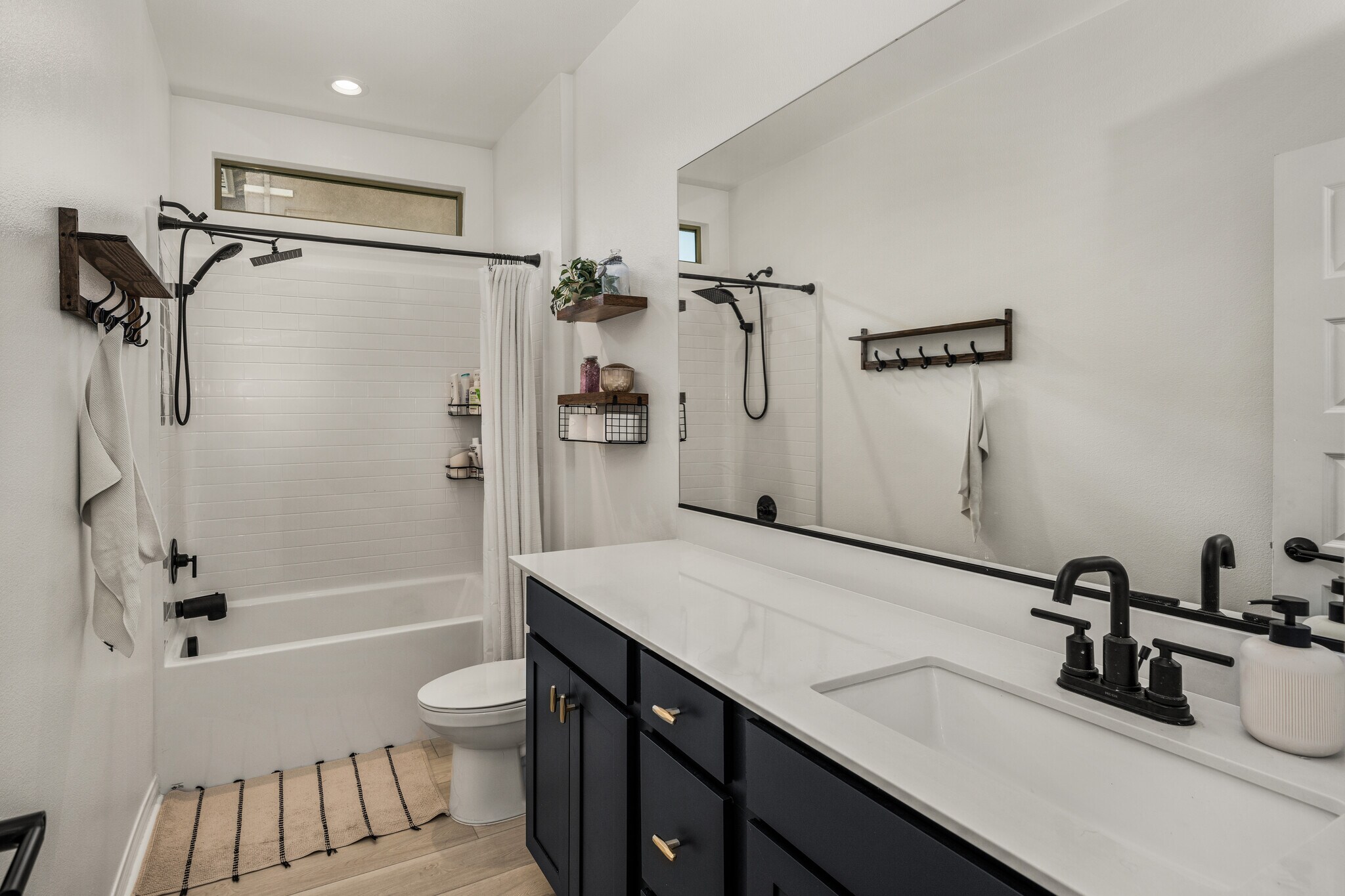 Building Photo - 29807 Pumpwood Ct