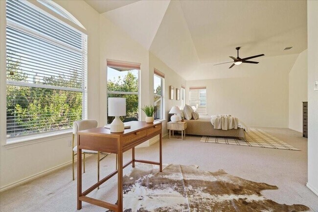 Building Photo - 5128 Bluestar Dr