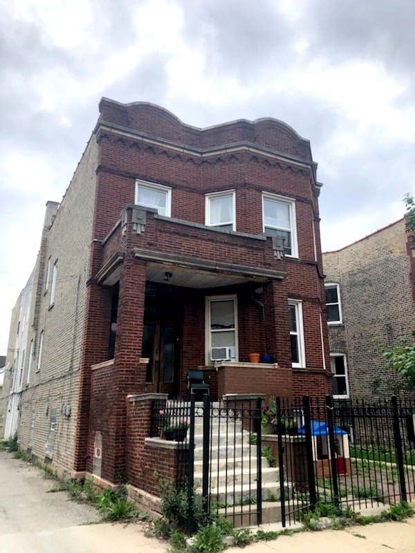 Building Photo - 3715 W Belden Ave