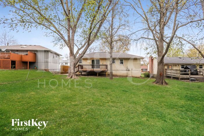 Building Photo - 515 NE 98th Terrace