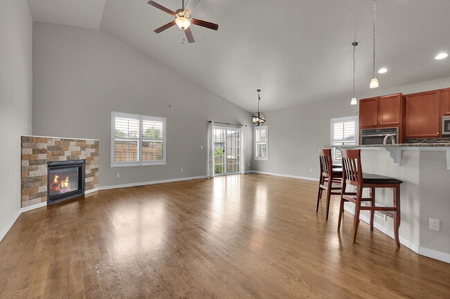 Building Photo - $3,150 - 5 Bed, 3 Bath Home in CO Springs ...