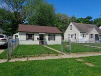 Building Photo - 621 Washburn Ave