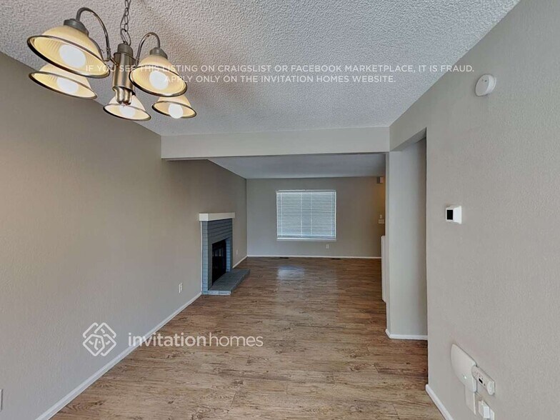 Building Photo - 9906 Garland Dr
