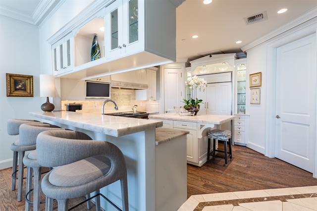 Building Photo - 2525 N Pearl St