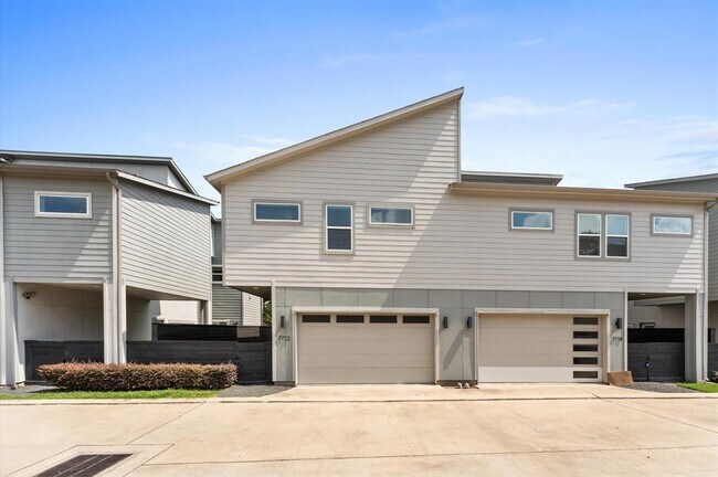 Primary Photo - 7722 Jack Oak Ave