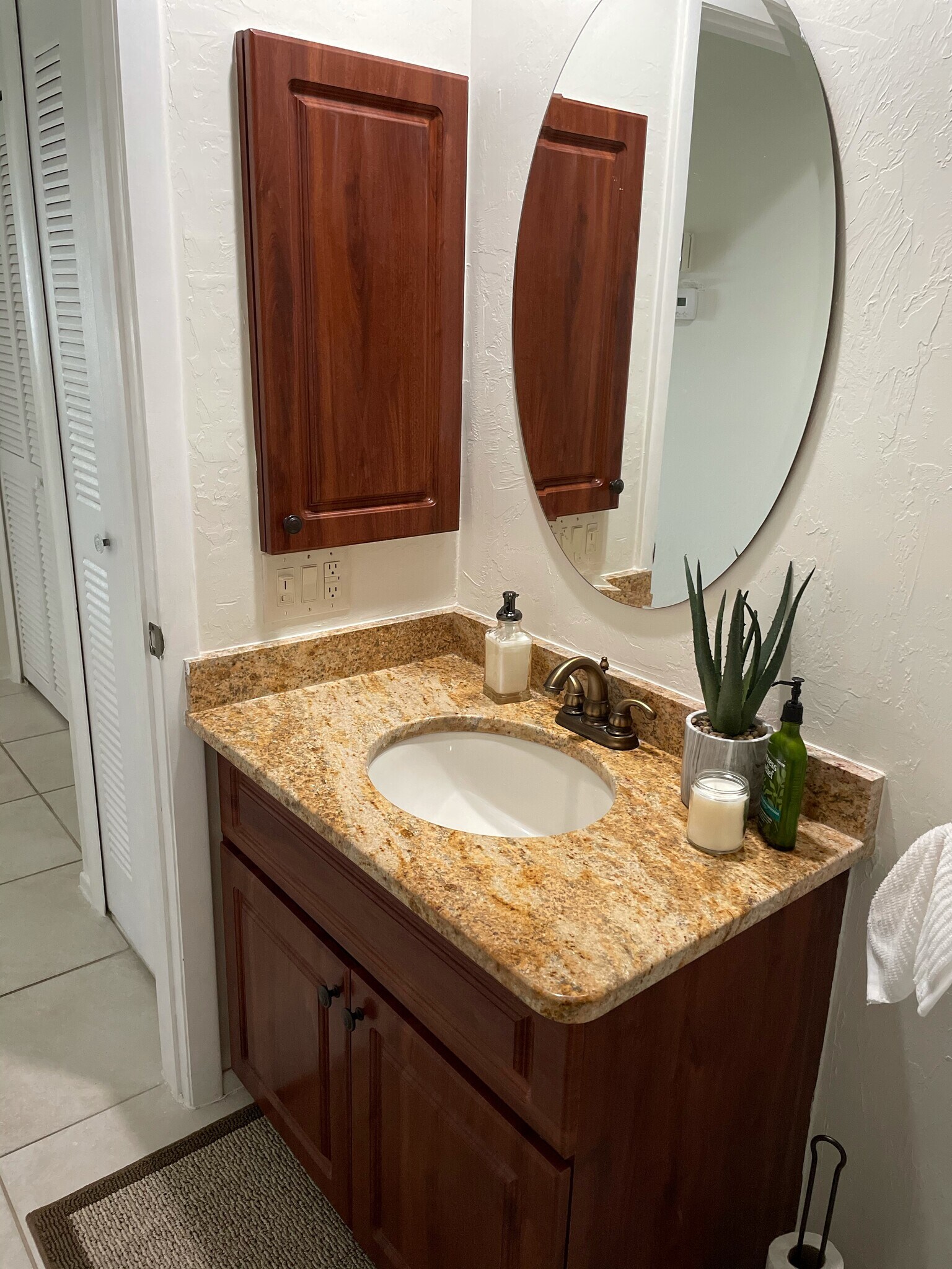 Building Photo - 11220 Caravel Cir