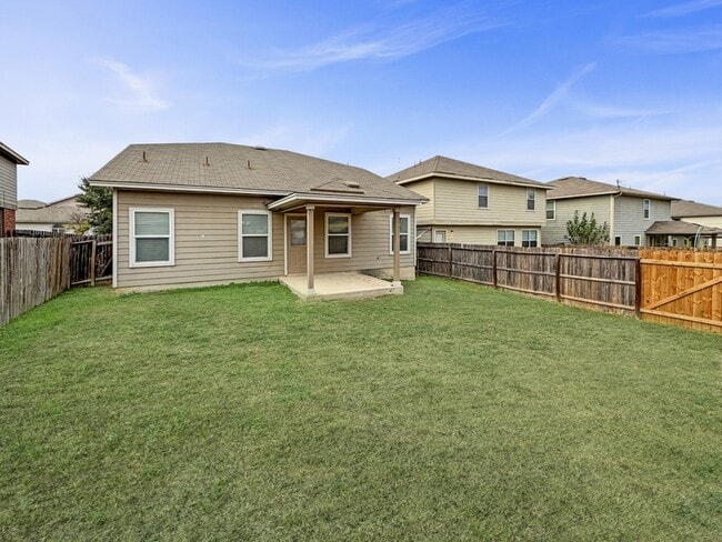 Building Photo - 1826 Strawhouse Way