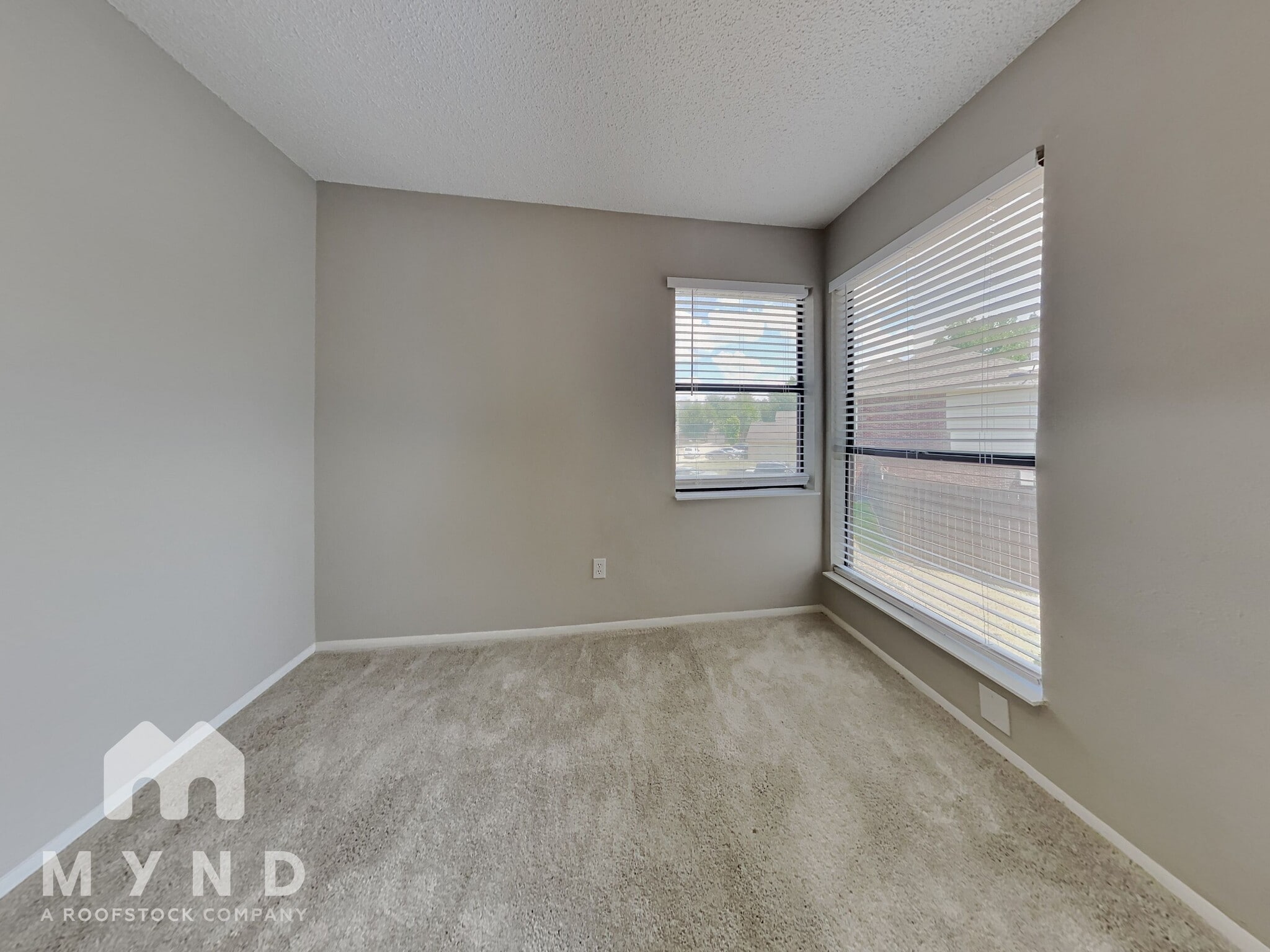 Building Photo - 10826 Riana Dr