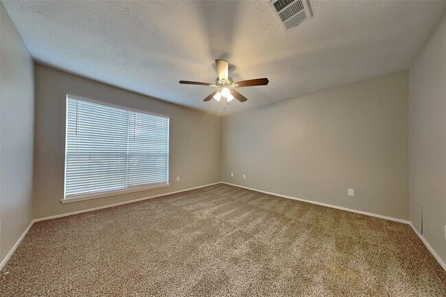 Building Photo - 4819 Bridgeville Ln