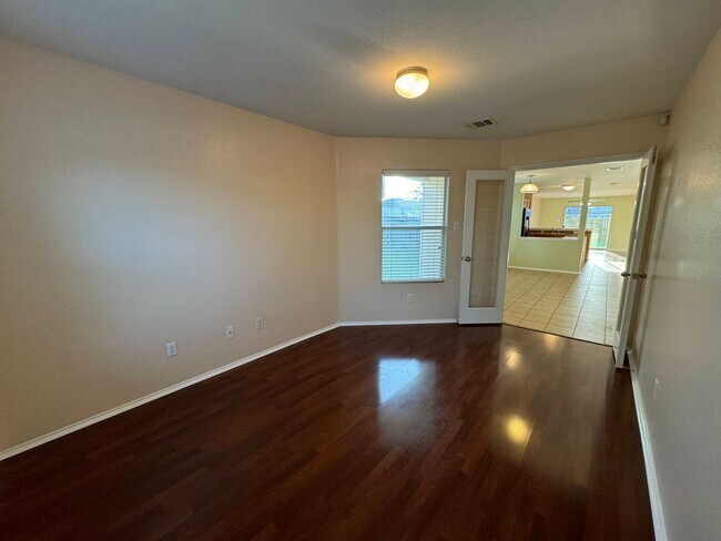 Building Photo - 3-Bedroom House for Rent in Killeen