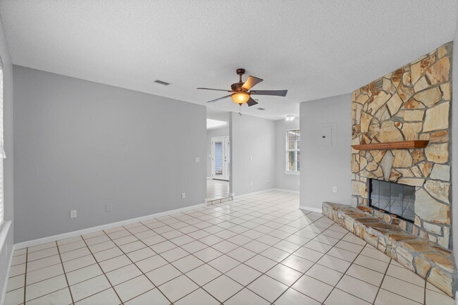 Building Photo - 202 Stephen Ave