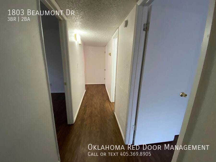 Building Photo - 1803 Beaumont Dr