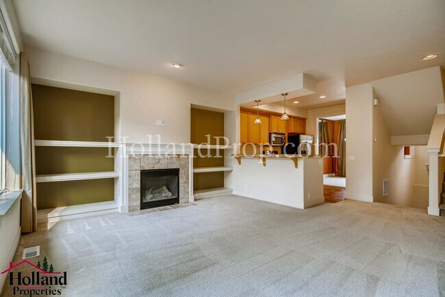 Building Photo - **COMING SOON** Spacious 3-Story Home in a...