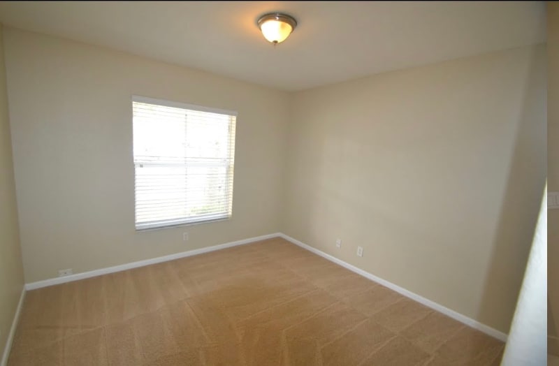 Building Photo - 2838 N Custer Rd