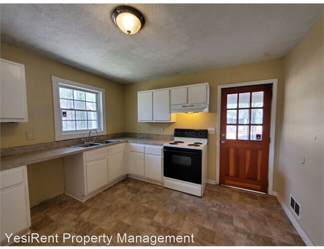 Building Photo - 4 br, 1.5 bath House - 5333 Chantilly Terrace