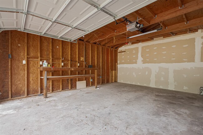 Building Photo - 16282 Wild Oak Ln