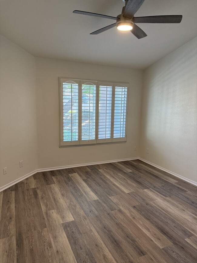 Building Photo - 11186-11182 Portobelo Dr