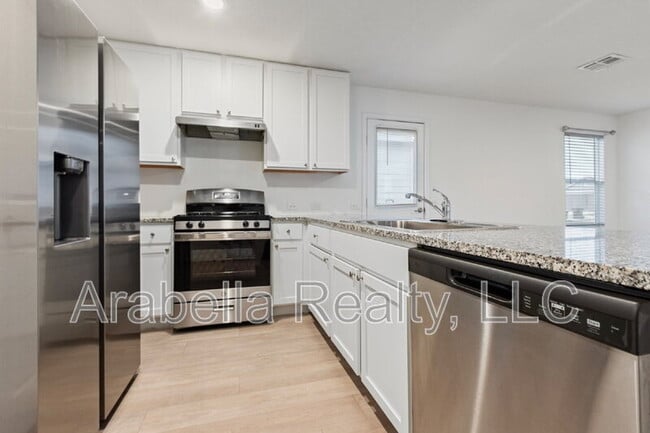 Building Photo - 12006 Still Pass