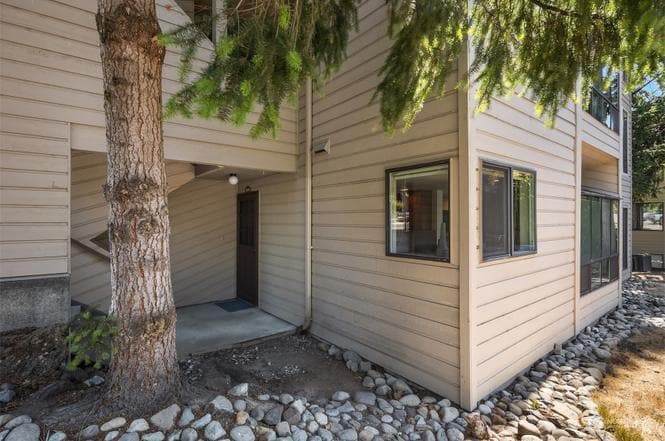 Building Photo - 15175 Sunwood Blvd