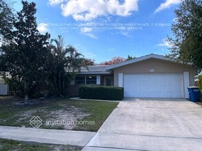 Building Photo - 1400 S Hercules Ave