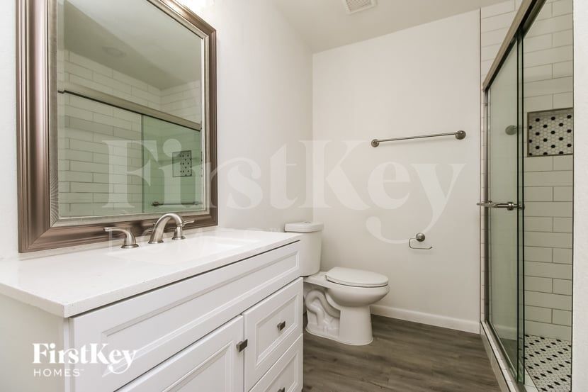 Building Photo - 9321 E Dallas St