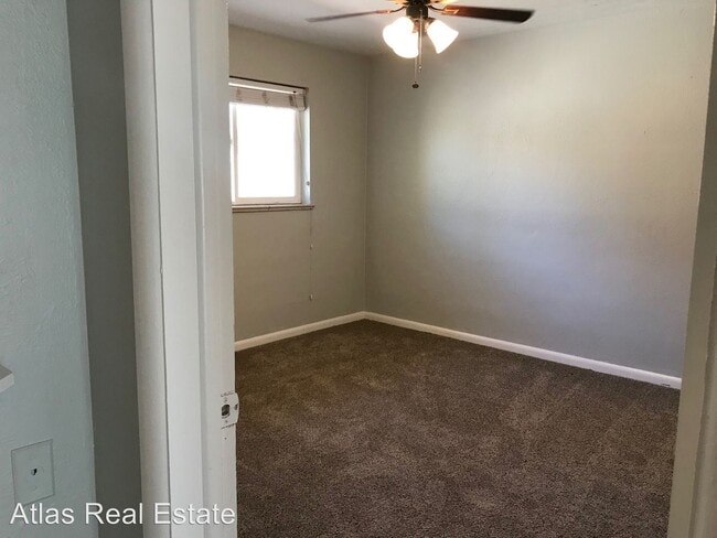 Building Photo - 3318-3352 N High St