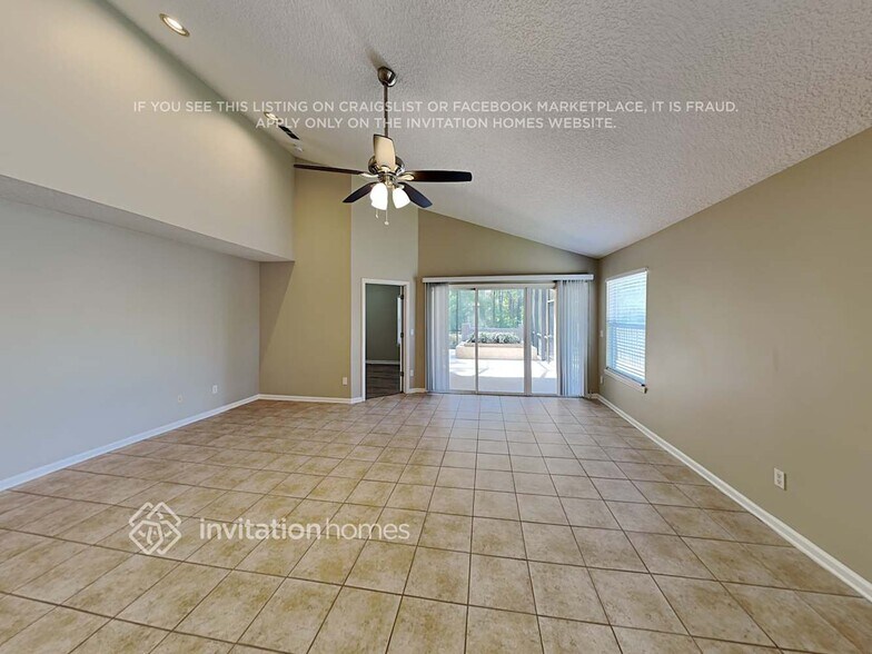 Building Photo - 14855 W Fern Hammock Dr