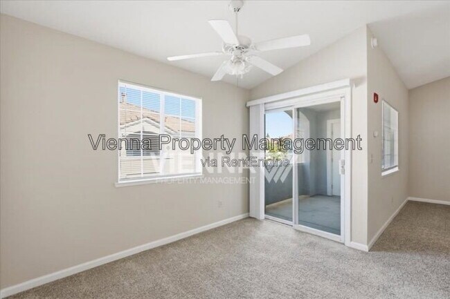 Building Photo - 885 Halidon Way