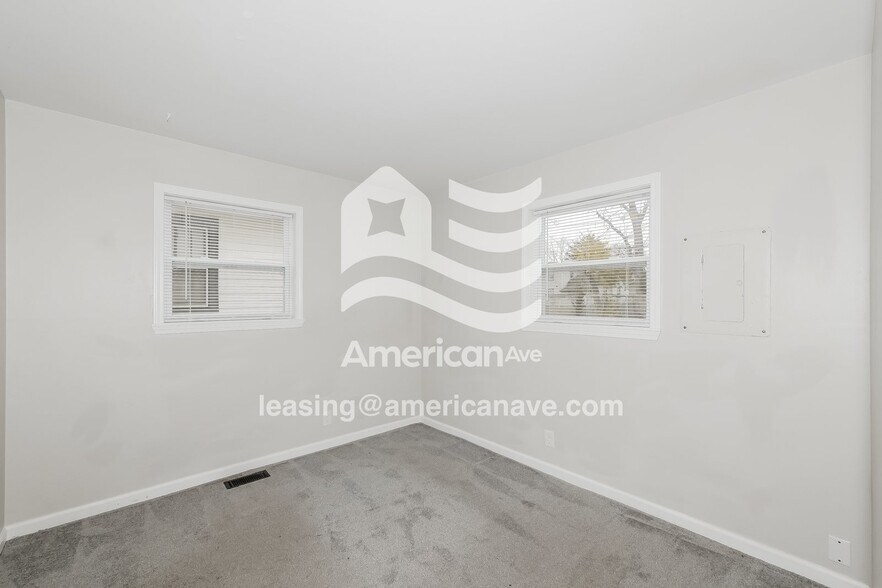 Building Photo - 1336 Burdsal Pkwy