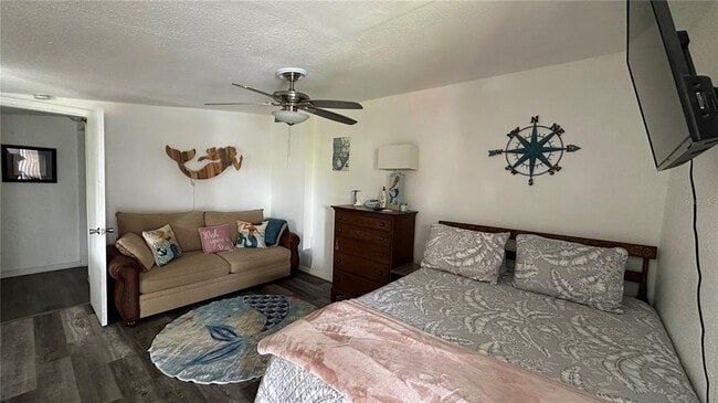 Building Photo - 526 Alta Vista