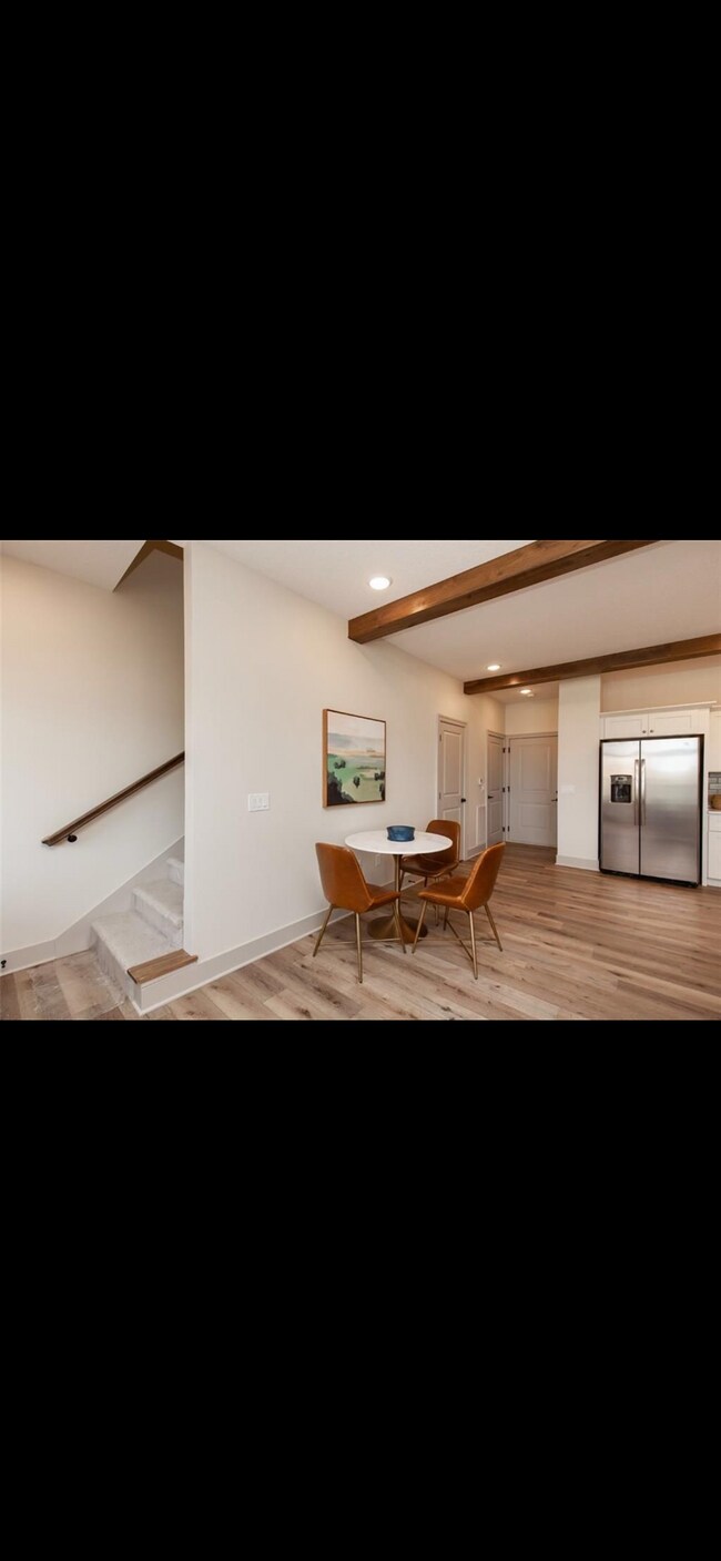 Building Photo - 6460 Galleria Dr