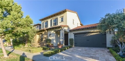 Building Photo - 40 Skyward