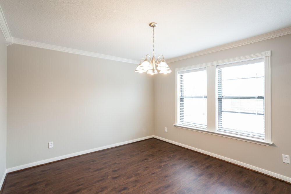 Building Photo - 501 Hunters Ln
