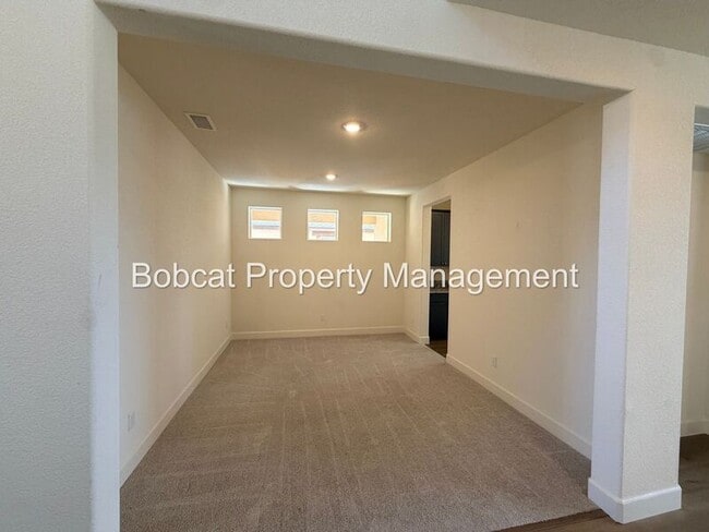 Building Photo - 1751 Boundary Peak St