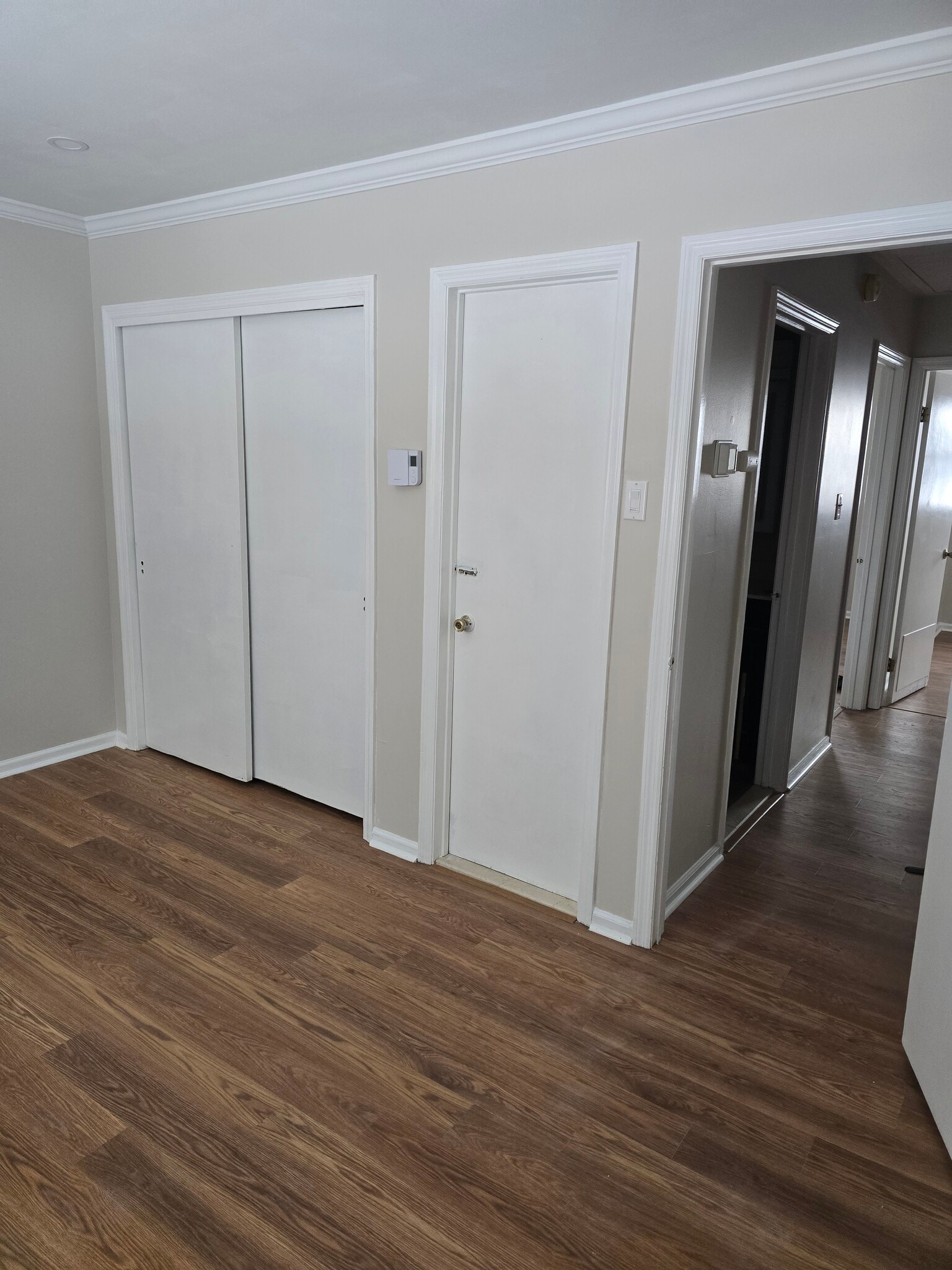 Building Photo - 2948 Klein St