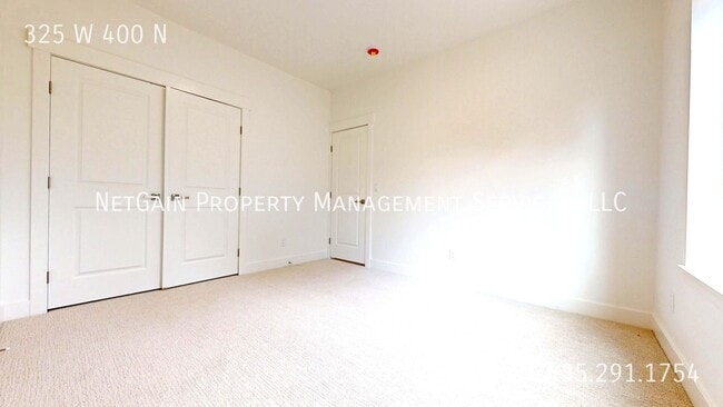 Building Photo - 325 W 400 N St