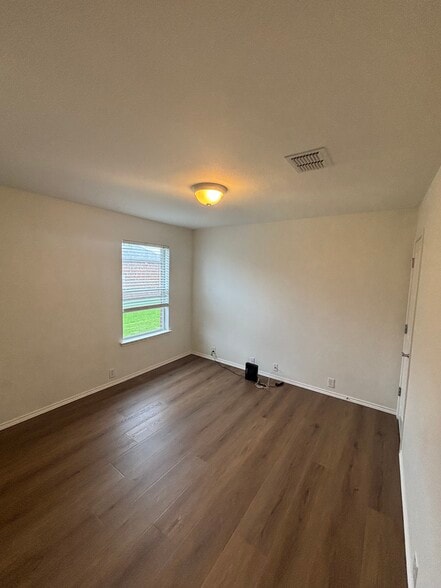 Building Photo - 128 Cookston Ln