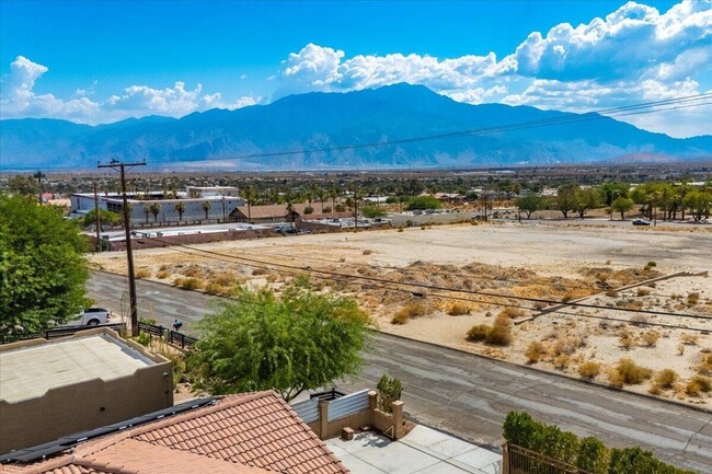 Building Photo - 10748 Ocotillo Rd