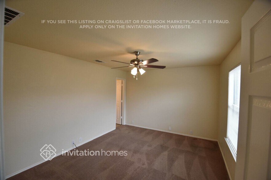 Building Photo - 1805 White Feather Ln