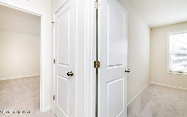 Building Photo - 16903 Aiken Rdg Cir