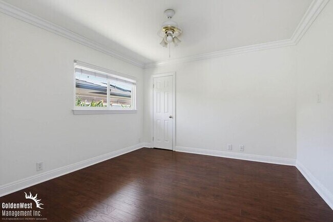 Building Photo - Spacious 3Bdm 2Ba Home Near Lake San Marcos!