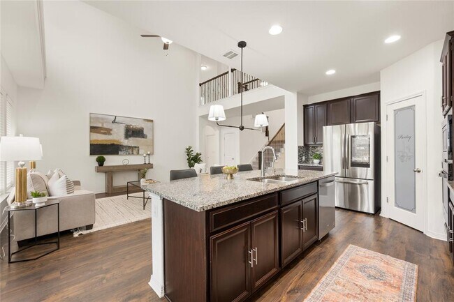 Building Photo - 2213 Santa Isabella Dr