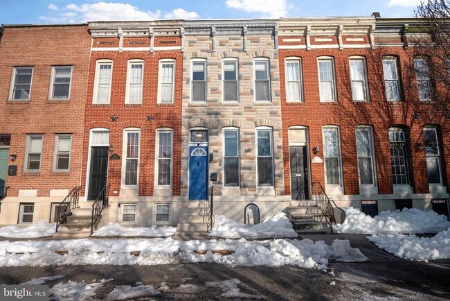 Building Photo - 1015 Riverside Ave