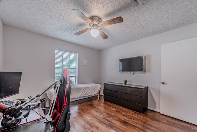 Building Photo - 14228 Misty Meadow Ln