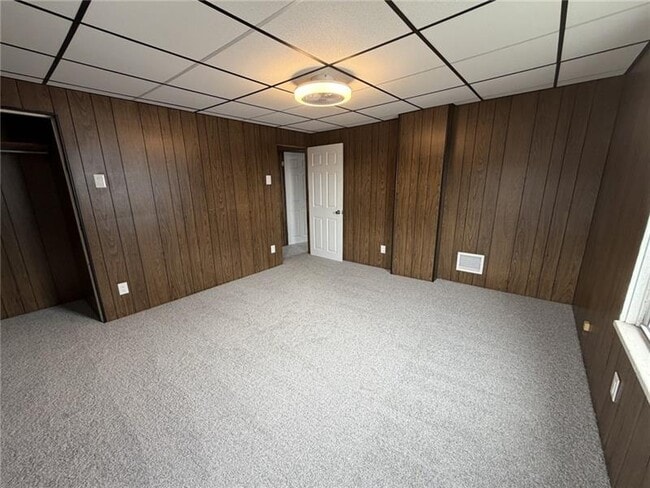 Building Photo - 1154 Eisenhower Dr